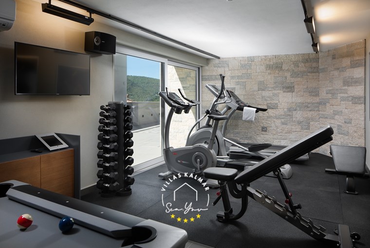 Private gym with modern equipment – Villa Vlastelini II, Duga Luka