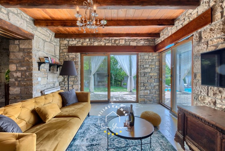 Villa Romano foto 2 di 34