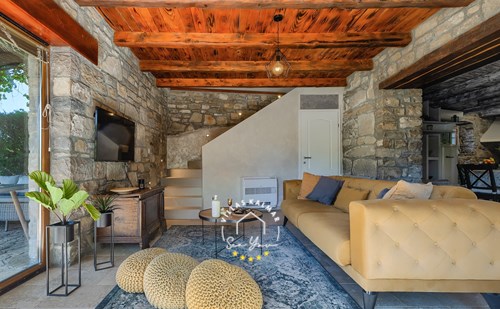 Villa Romano image 3 of 6