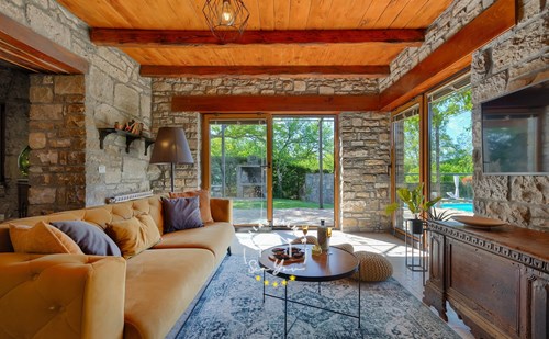 Villa Romano image 2 of 6