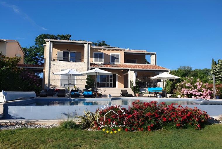 Villa Nikolina Foto 17 von 35