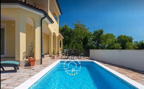 Villa Florami image 3 of 6