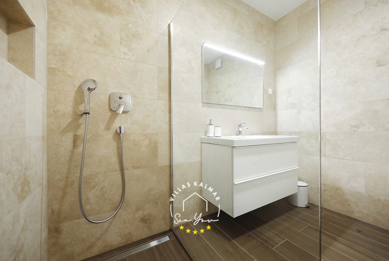 Villa K3 image 25 of 43