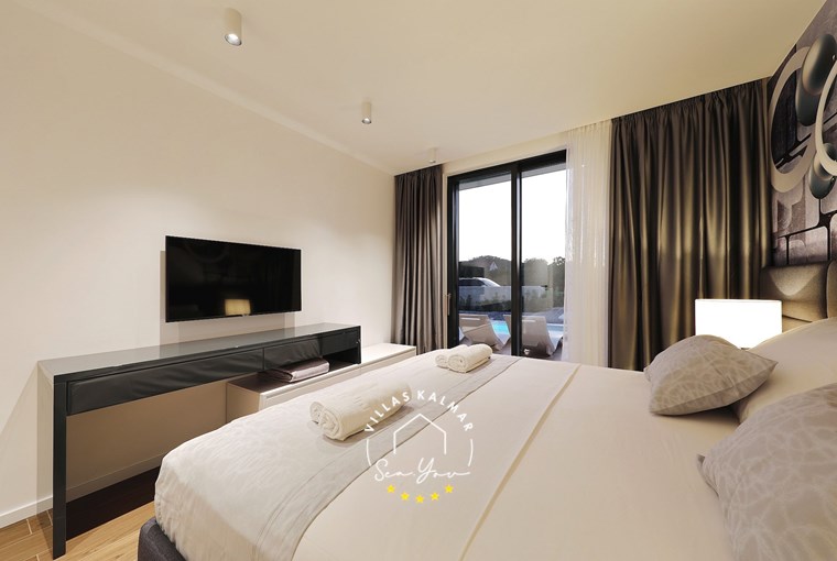 Villa K4 image 19 of 63