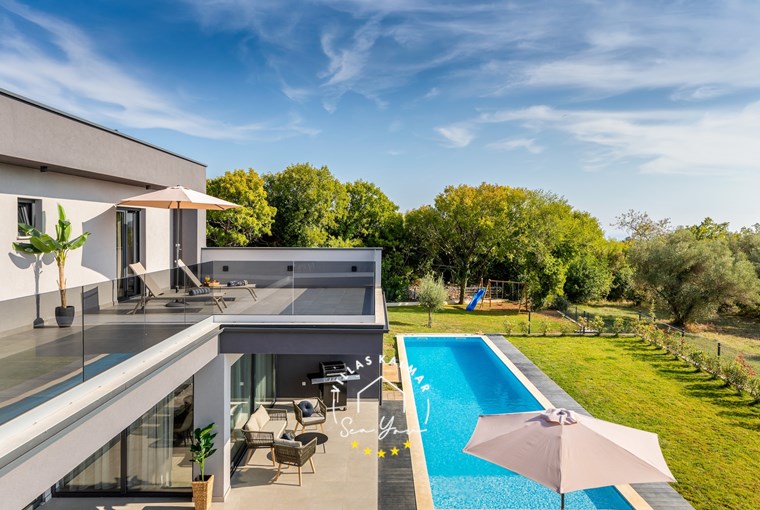 Villa Borealis image 3 of 103