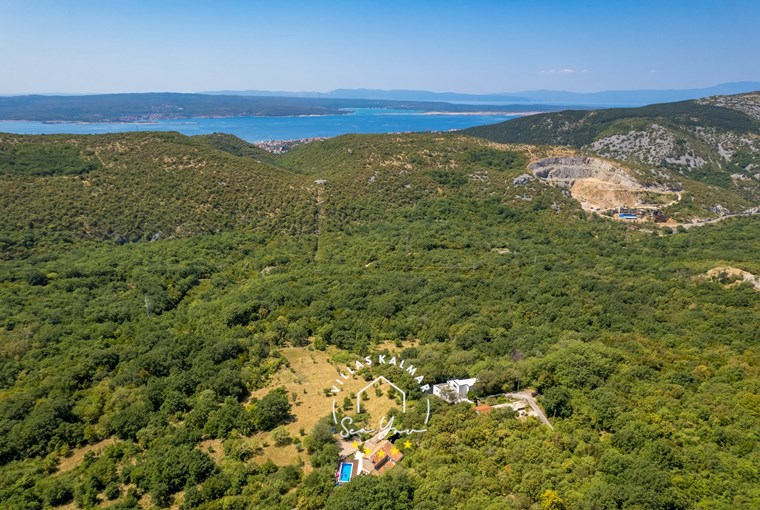Villa Modruna surrounded by nature in Grižane, Crikvenica