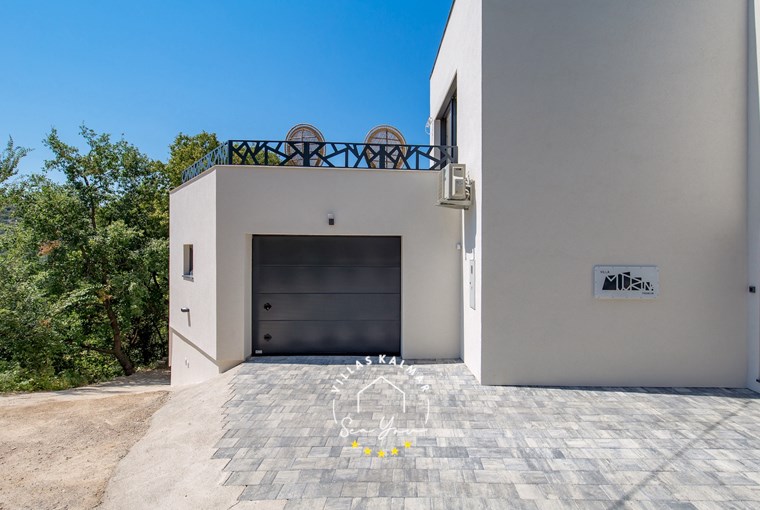 Villa Modruna image 69 of 77