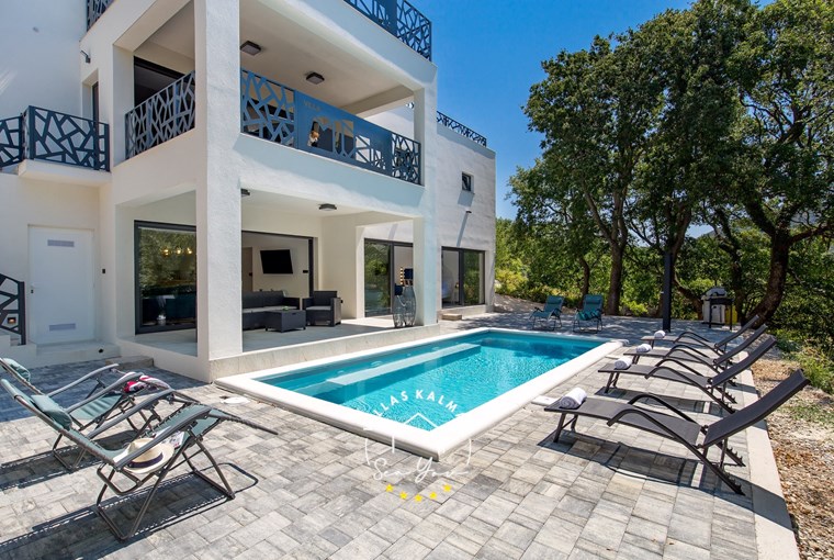 Villa Modruna private pool with panoramic sea views