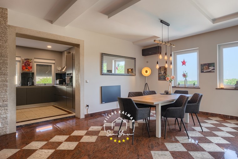 Villa Ravina image 39 of 61
