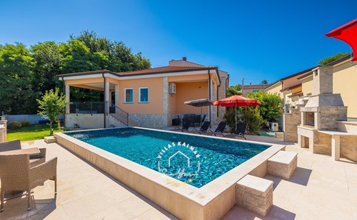 Villa Ravina image 6 of 6