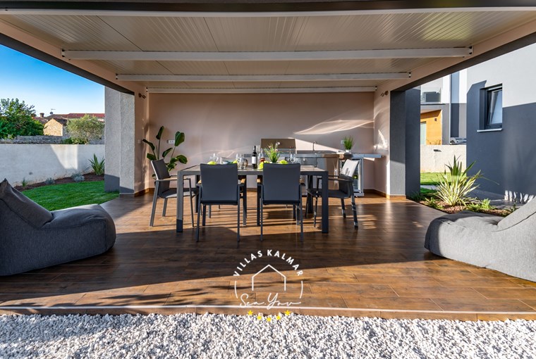 Villa  LiLa Sunshine image 22 of 102