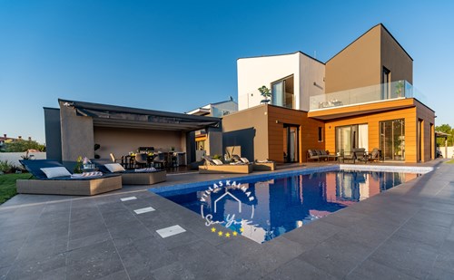 Villa  LiLa Sunshine image 1 of 6