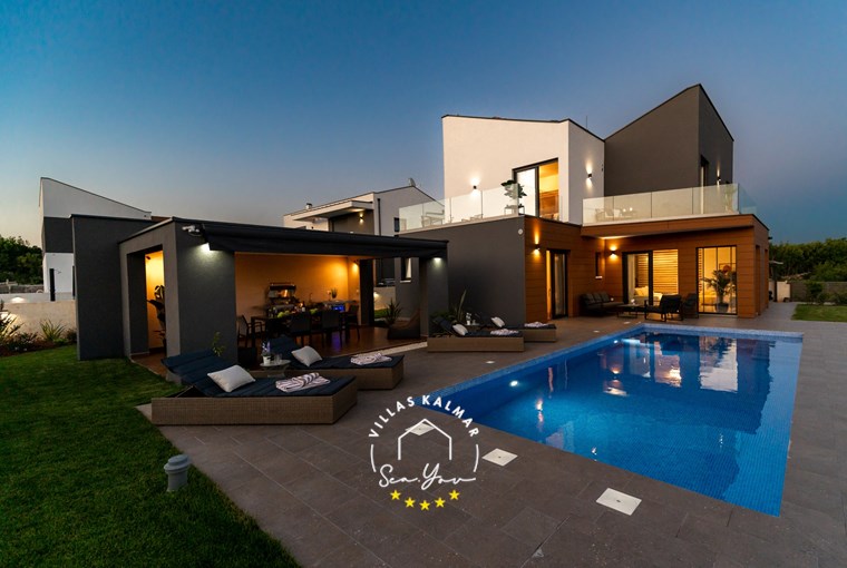 Villa  LiLa Sunshine image 10 of 102