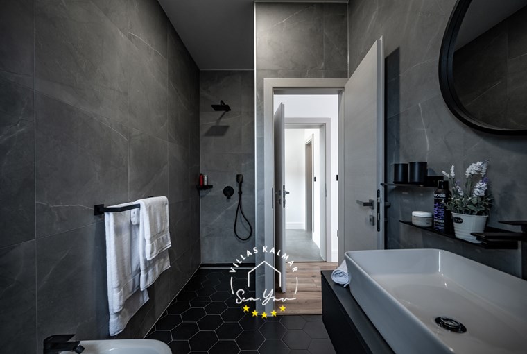 Villa  LiLa Sunshine image 87 of 102