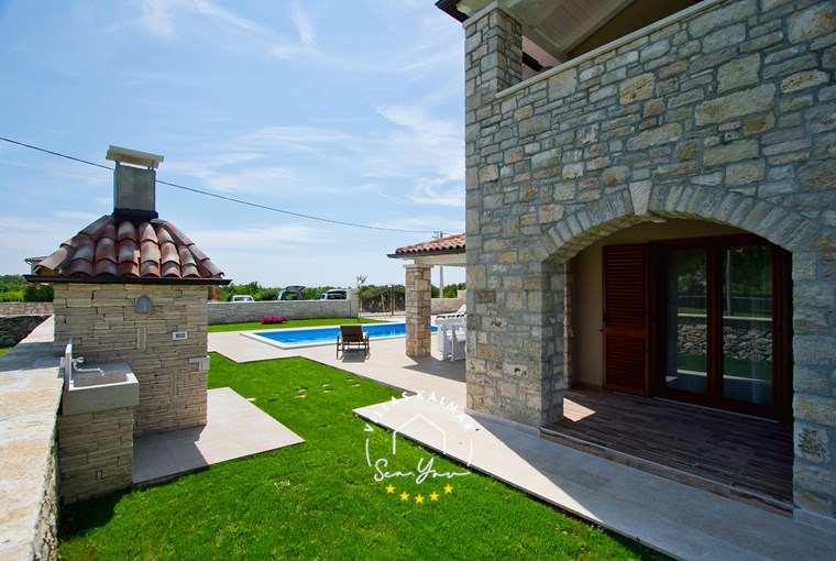 Villa Neo image 21 of 77