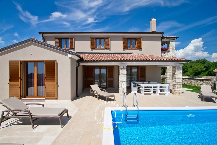 Villa Neo image 13 of 77