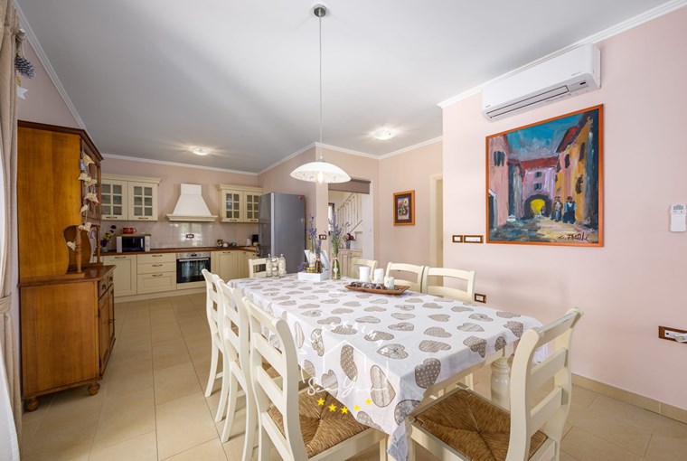 Villa Neo image 50 of 77