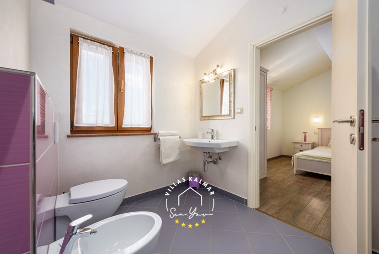 Villa Neo image 71 of 77