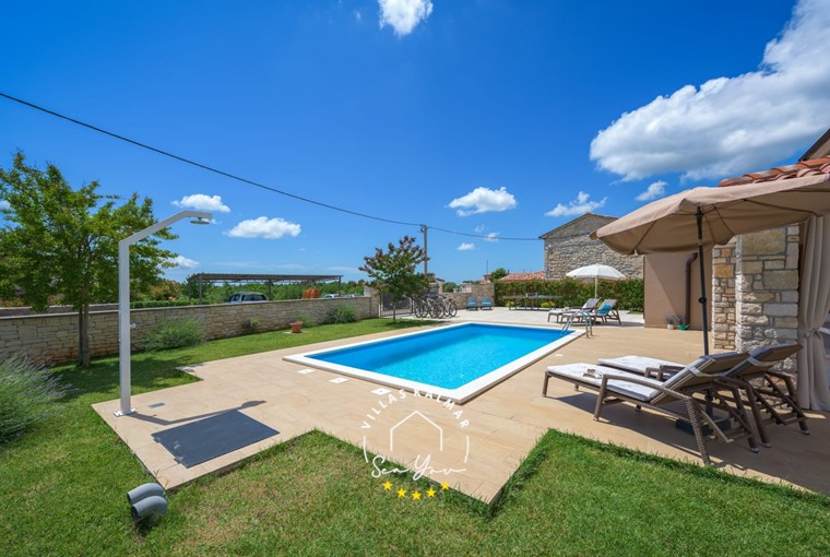 Villa Neo image 25 of 77