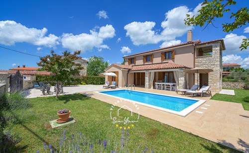 Villa Neo image 1 of 6