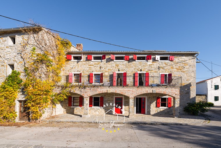 Villa Denis image 26 of 74