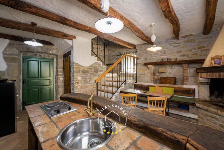 Villa Denis image 59 of 74