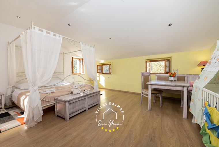 Villa Denis image 61 of 74