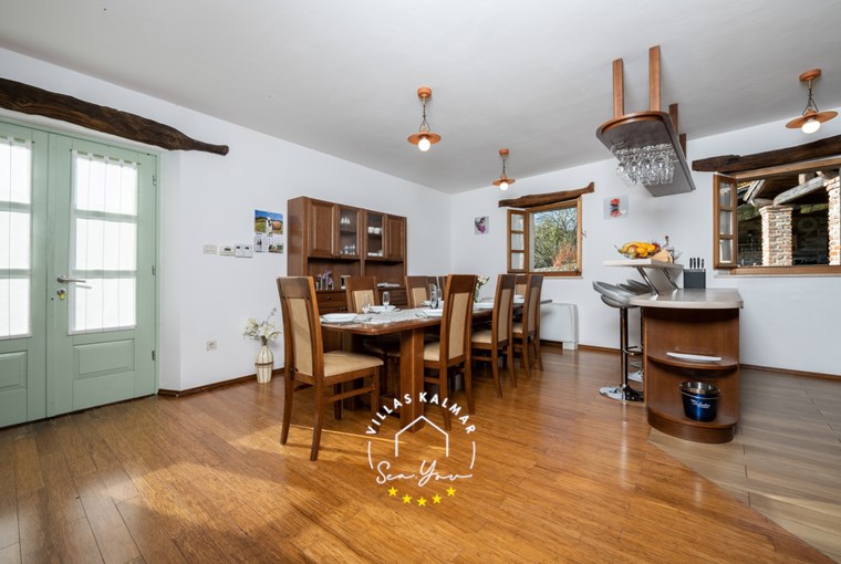 Villa Denis image 69 of 74