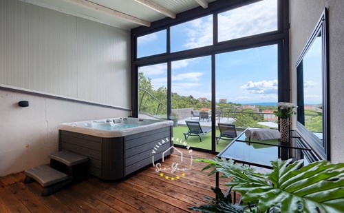 Villa Lavinia image 3 of 6