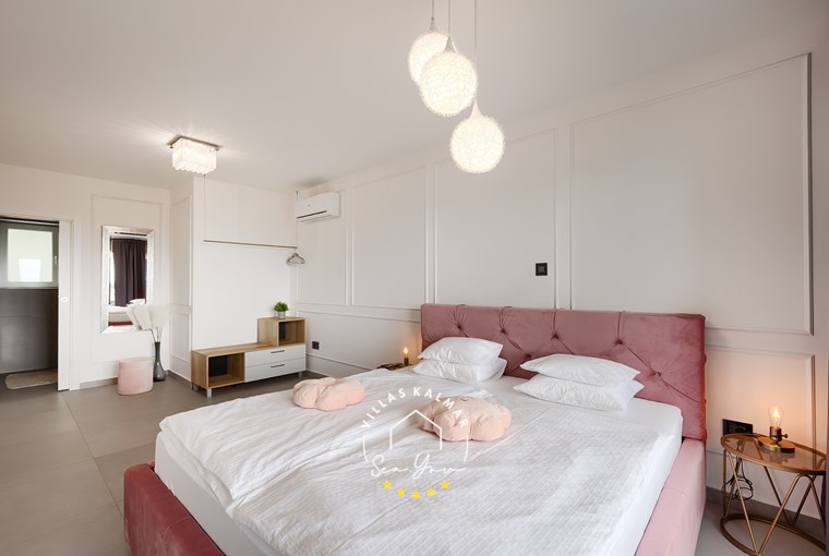 Villa Lavinia image 63 of 86