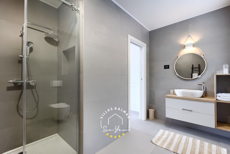 Villa Lavinia image 65 of 86