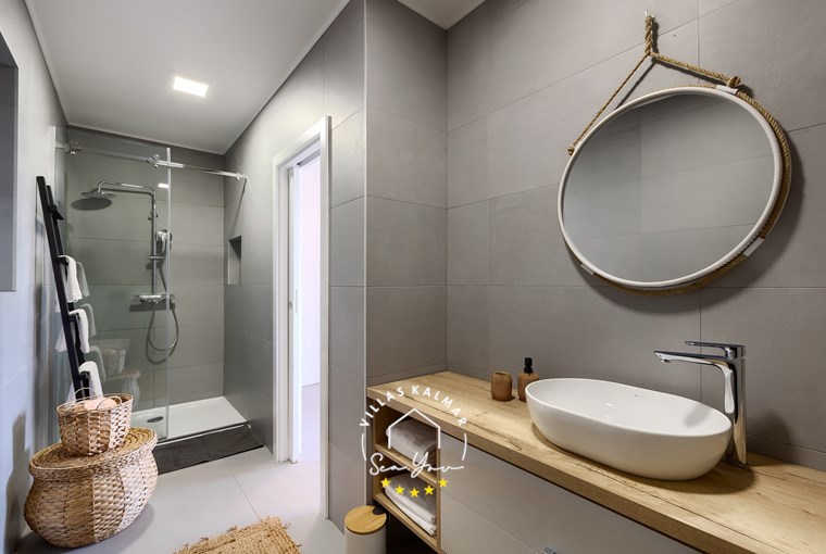 Villa Lavinia image 82 of 86