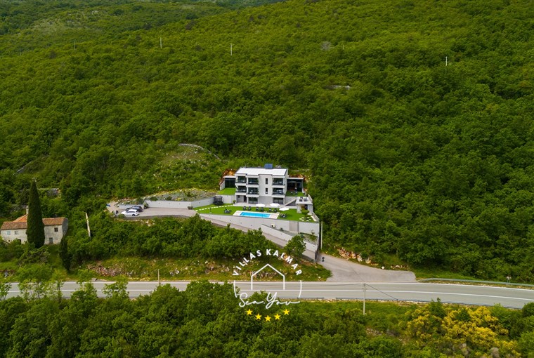 Villa Lavinia image 84 of 86