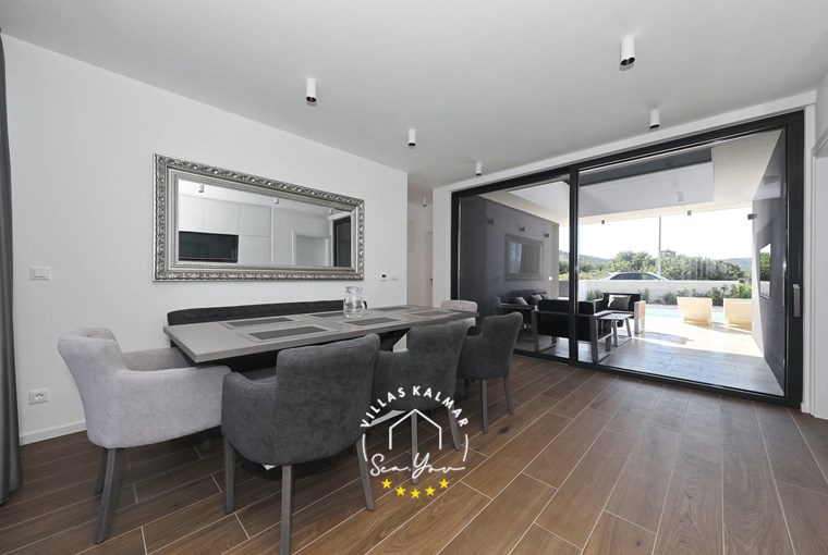 Villa K2 image 26 of 34