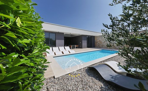 Villa K3 image 2 of 6