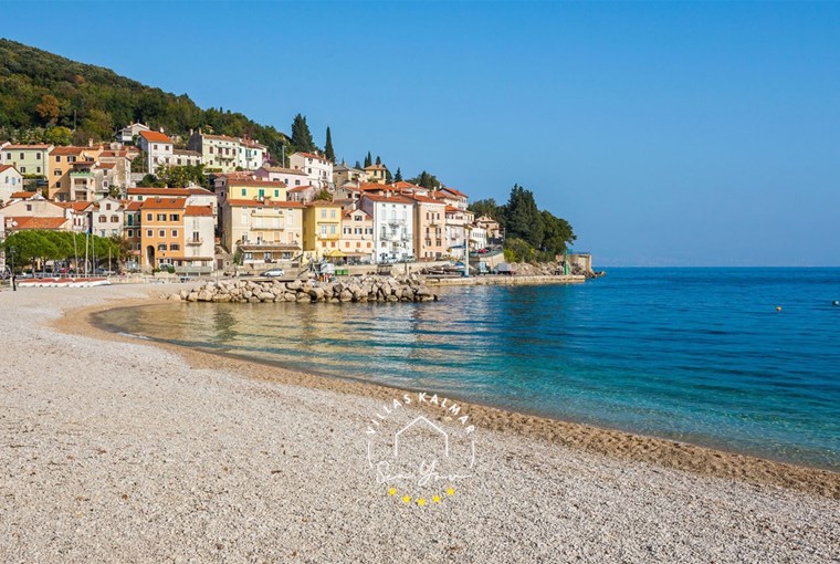 Villa Stonegate Estate image 15 of 99