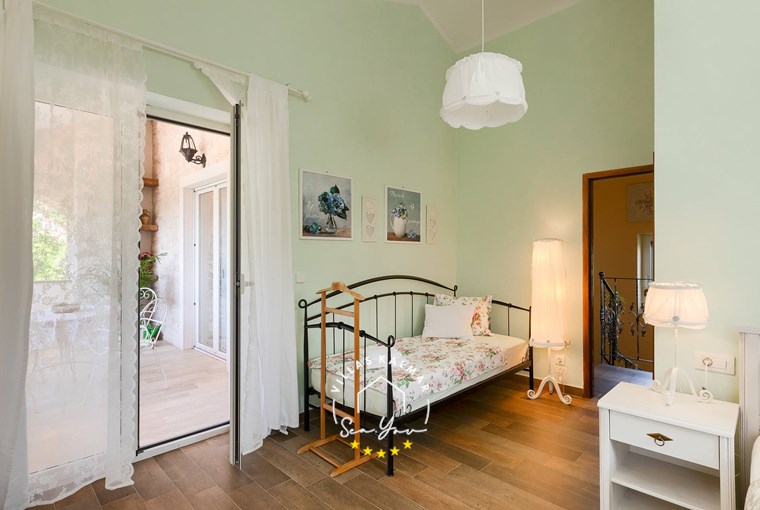 Villa Stonegate Estate image 56 of 99