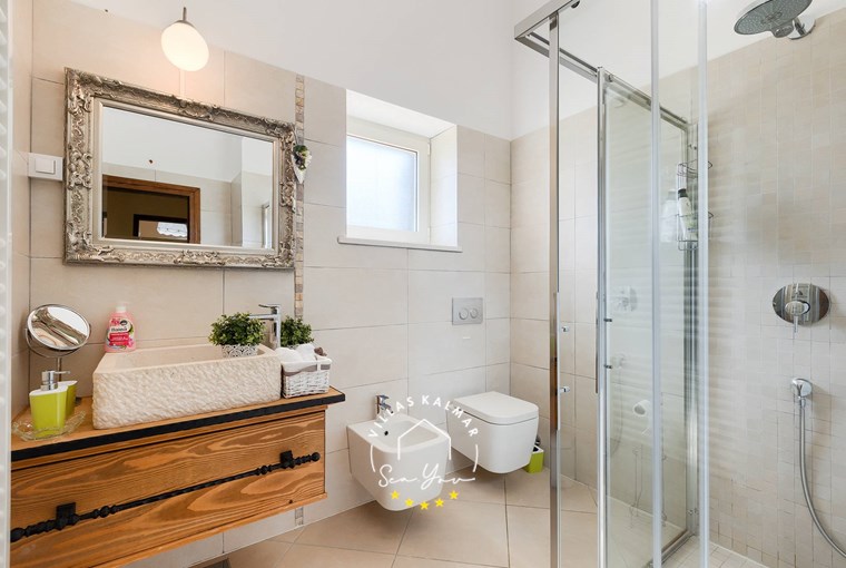 Villa Stonegate Estate image 62 of 99