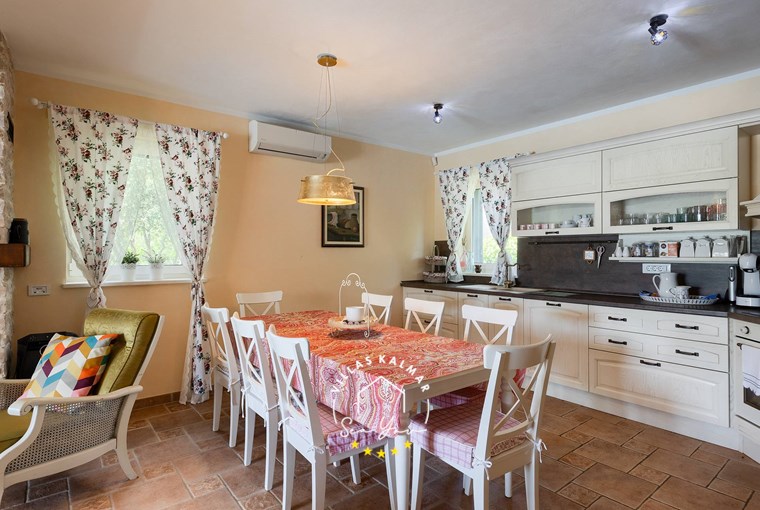 Villa Stonegate Estate image 71 of 99