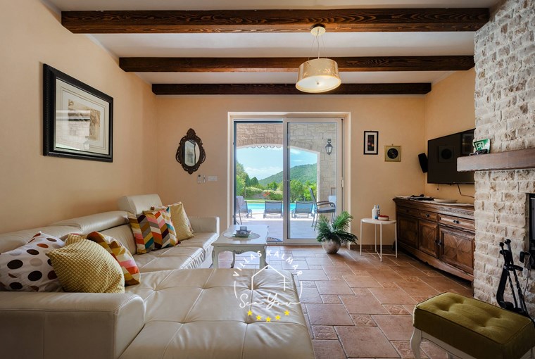 Villa Stonegate Estate image 72 of 99