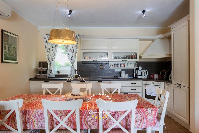 Villa Stonegate Estate image 75 of 99