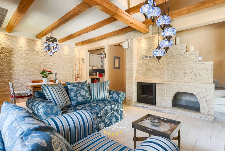 Villa Stonegate Estate image 85 of 99