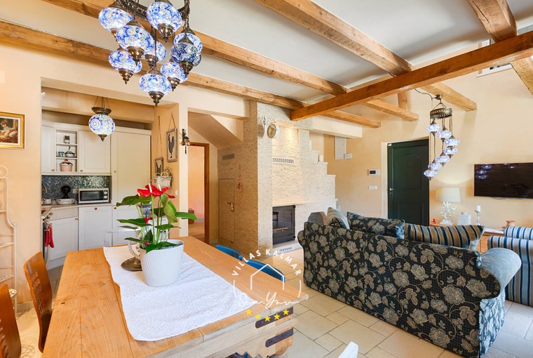 Villa Stonegate Estate image 88 of 99