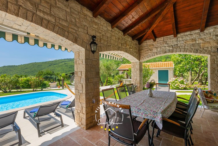 Villa Stonegate Estate image 23 of 99