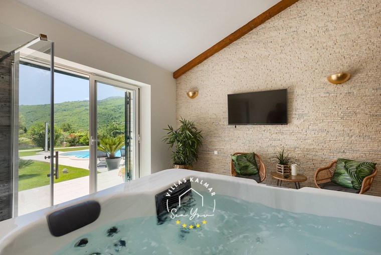 Villa Stonegate Estate image 50 of 99