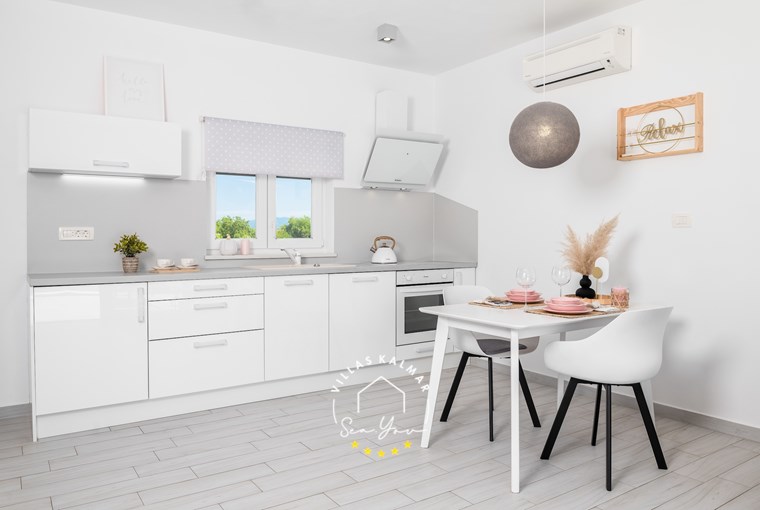 Cucina moderna completamente attrezzata nella nostra villa di lusso in Istria