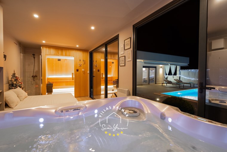 Area wellness privata con sauna finlandese e jacuzzi, Villa Romantica vicina a Labin