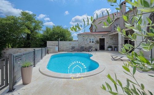 Villa Onelia image 1 of 6