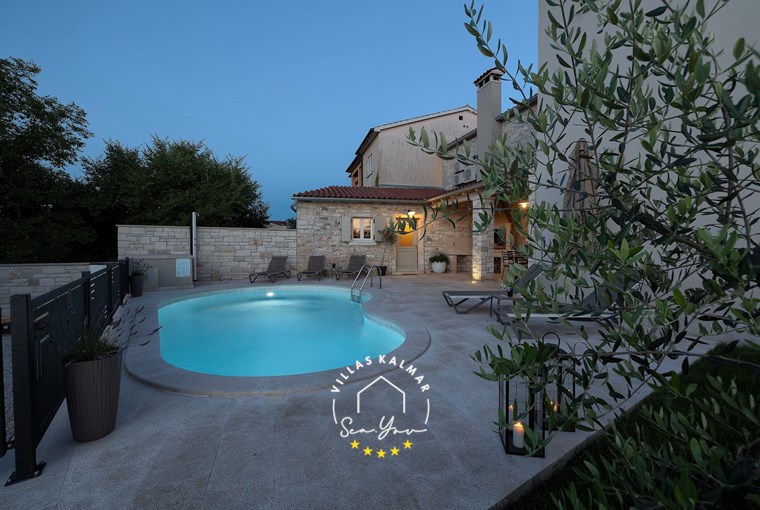 Authentic Istrian stone house with modern design – Villa Onelia in Vodnjan