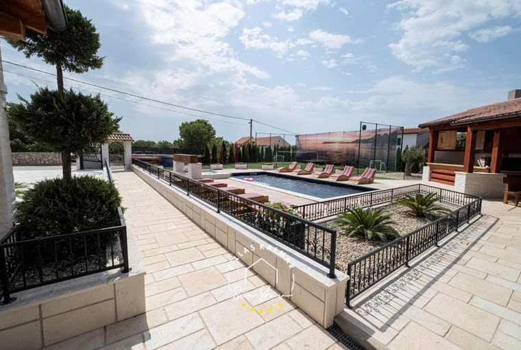 Villa My Way image 36 of 54